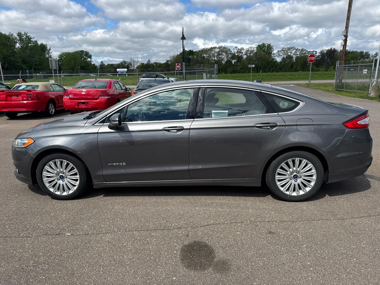 Ford Fusion 4dr Sdn SE Hybrid FWD 2014