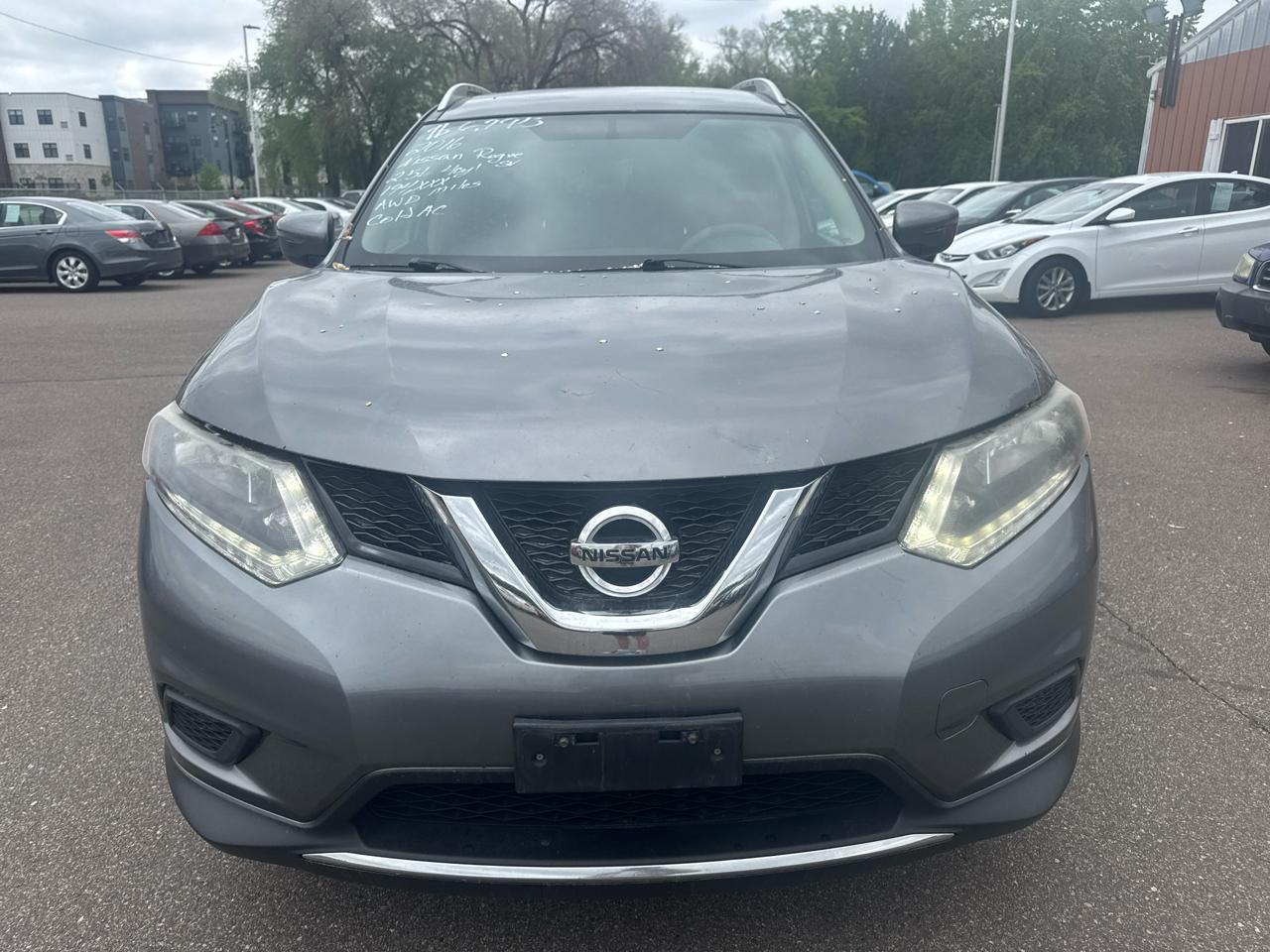 Nissan Rogue AWD 4dr SV 2016