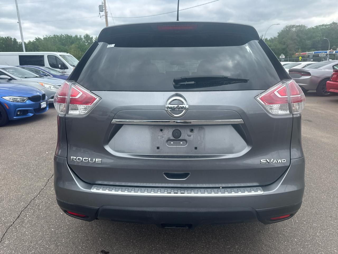 Nissan Rogue AWD 4dr SV 2016