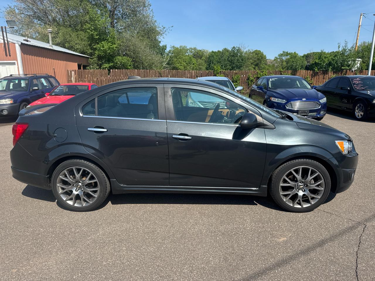 Chevrolet Sonic 4dr Sdn Auto LTZ 2015