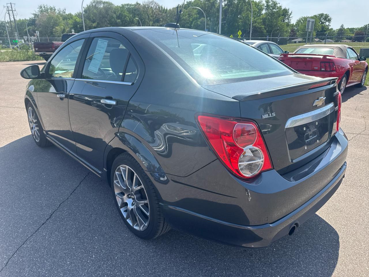 Chevrolet Sonic 4dr Sdn Auto LTZ 2015