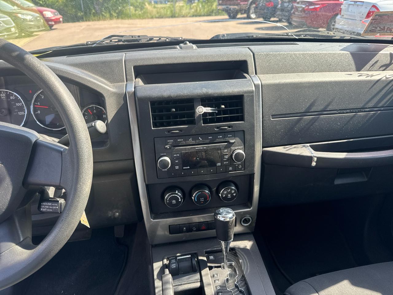 Jeep Liberty 4WD 4dr Sport 2010