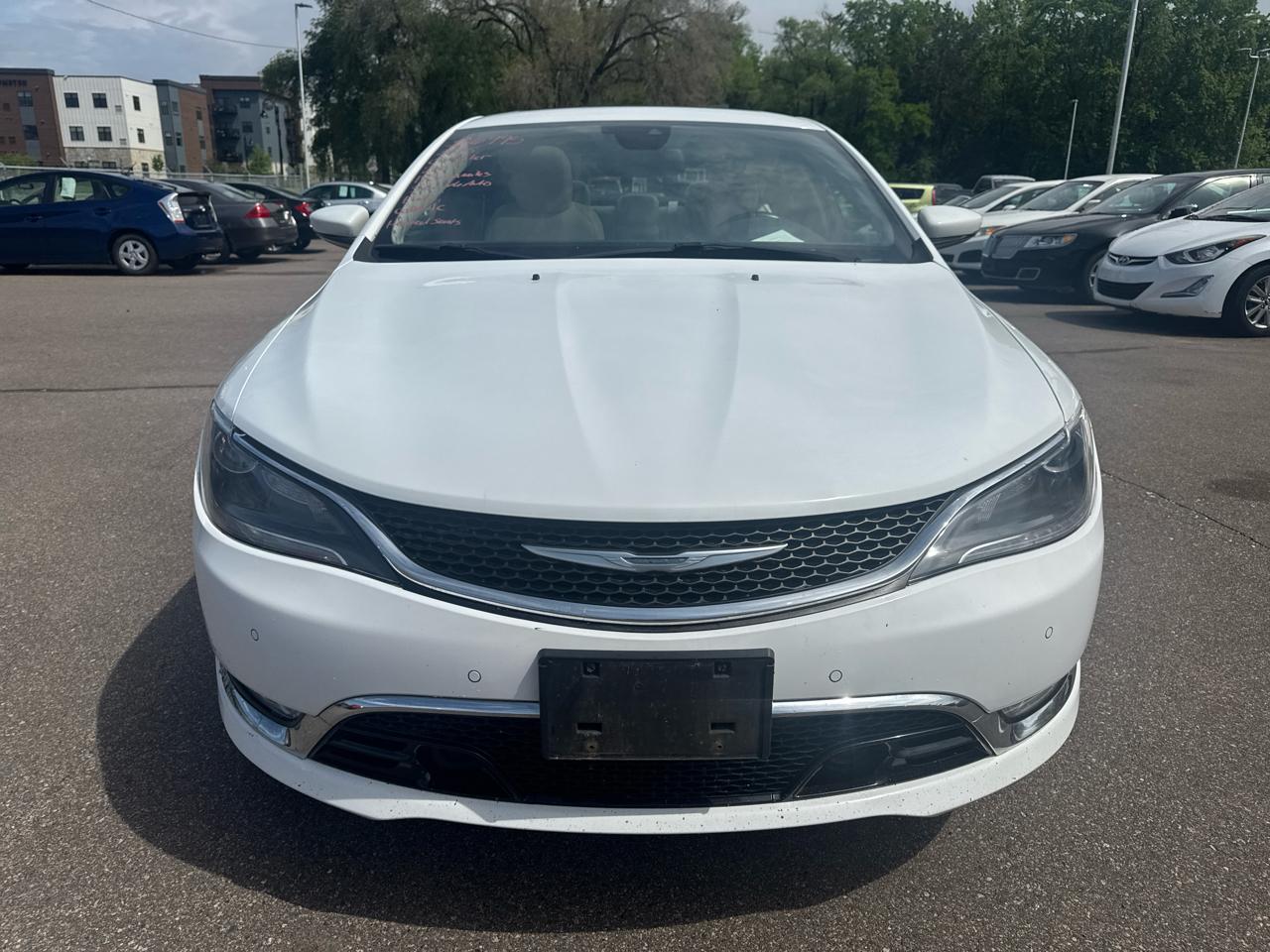 Chrysler 200 4dr Sdn C FWD 2015