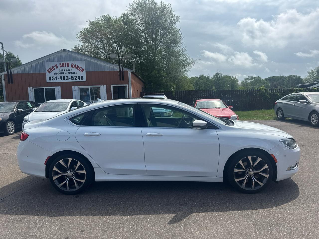 Chrysler 200 4dr Sdn C FWD 2015