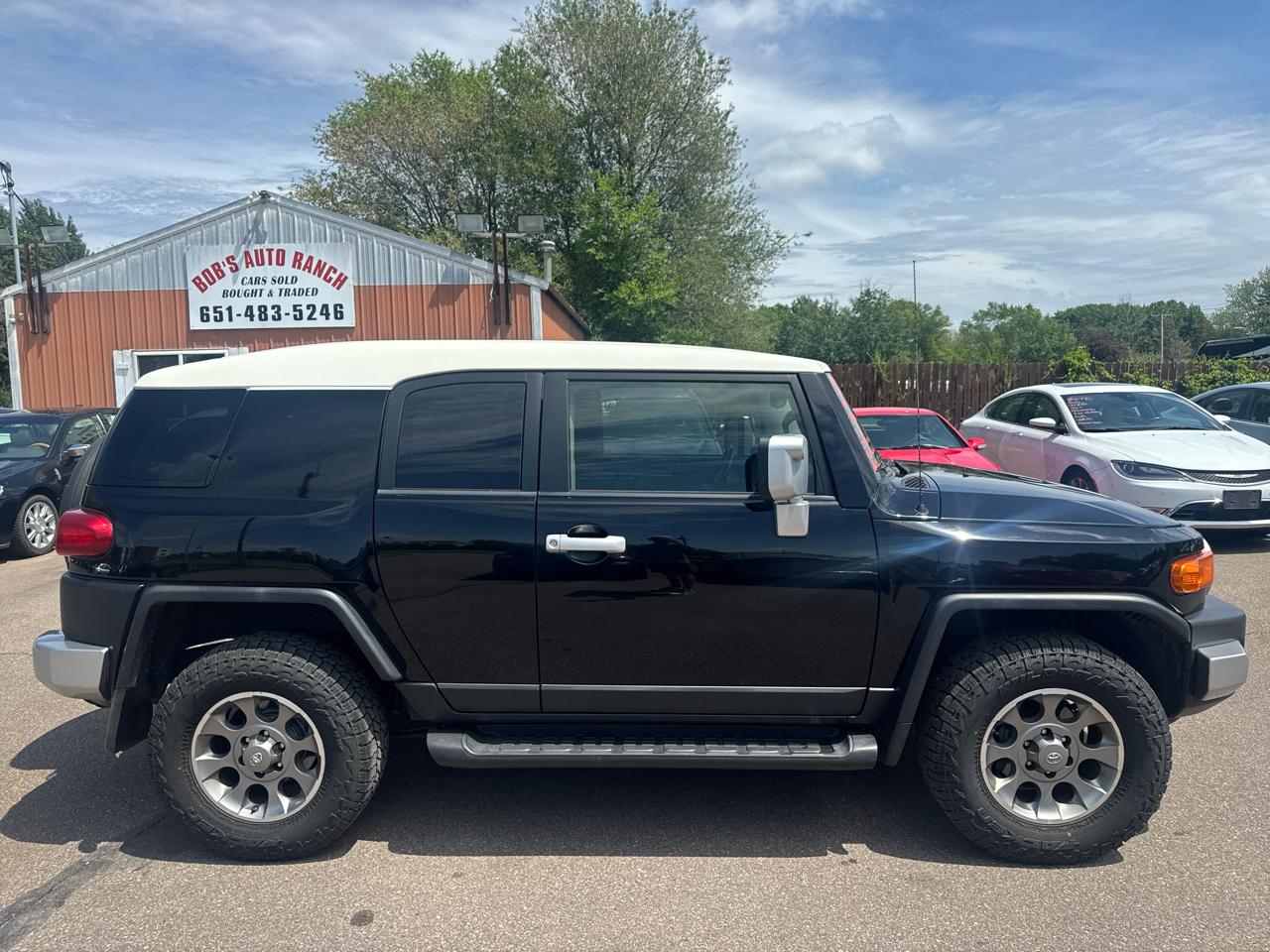 Toyota FJ Cruiser 4WD 4dr Man (Natl) 2012