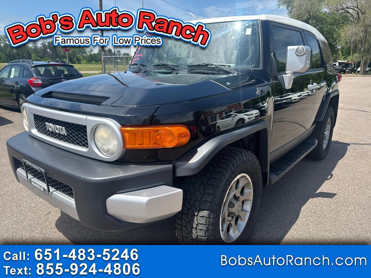 Toyota FJ Cruiser 4WD 4dr Man (Natl) 2012