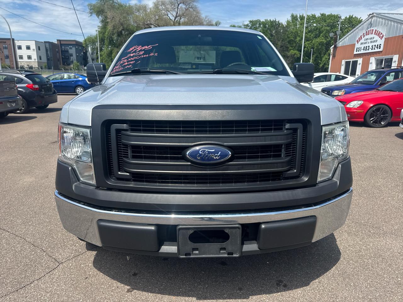 Ford F-150 2WD Reg Cab 126" XLT 2013