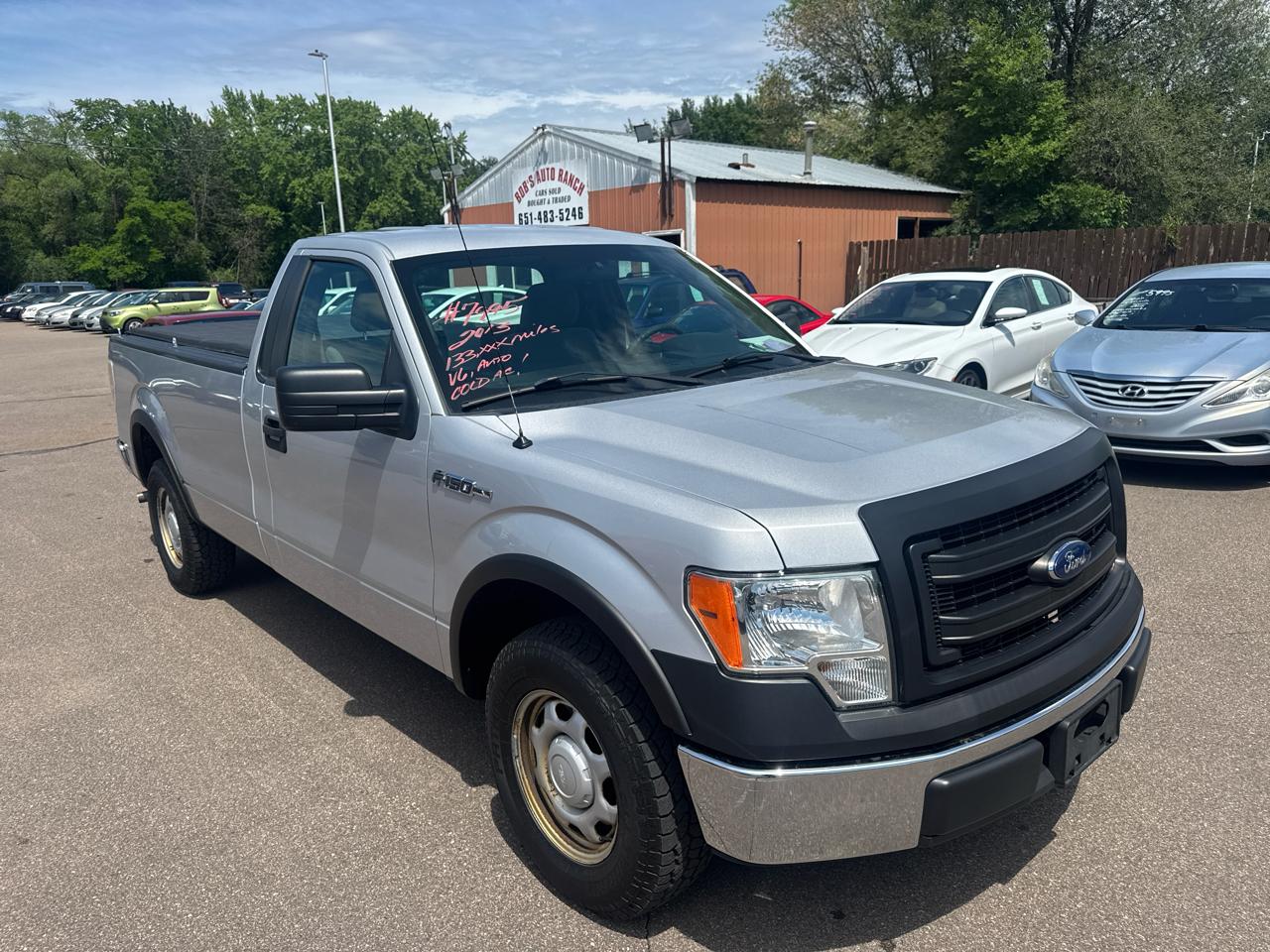 Ford F-150 2WD Reg Cab 126" XLT 2013