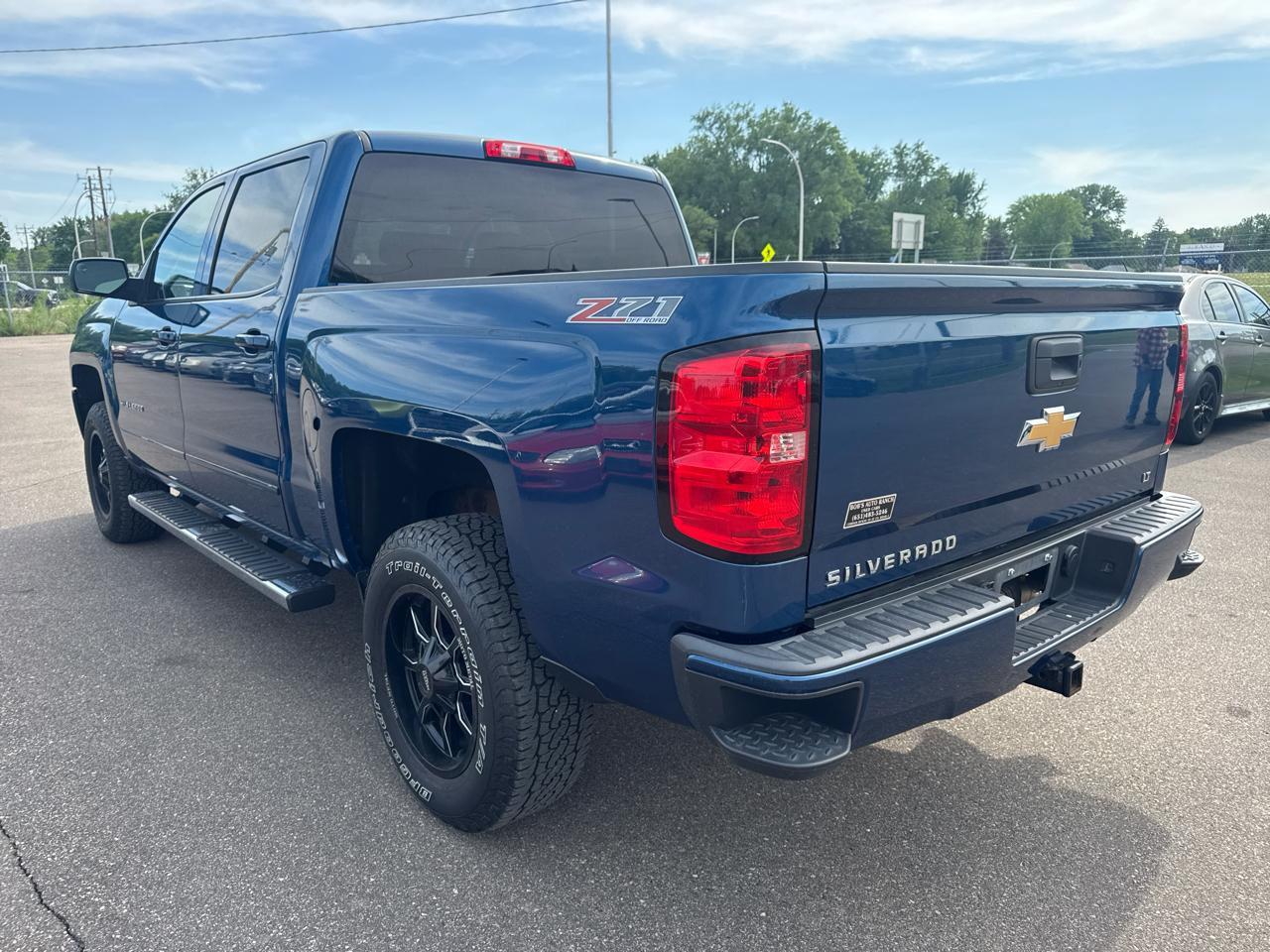 Chevrolet Silverado 1500 4WD Crew Cab 143.5" LT w/2LT 2017