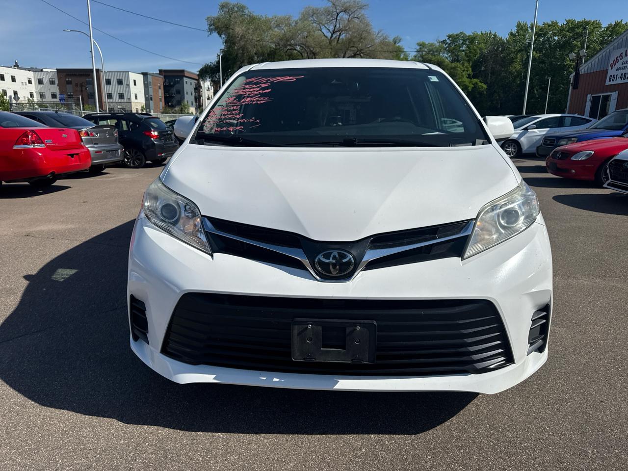 Toyota Sienna LE AWD 7-Passenger (Natl) 2019
