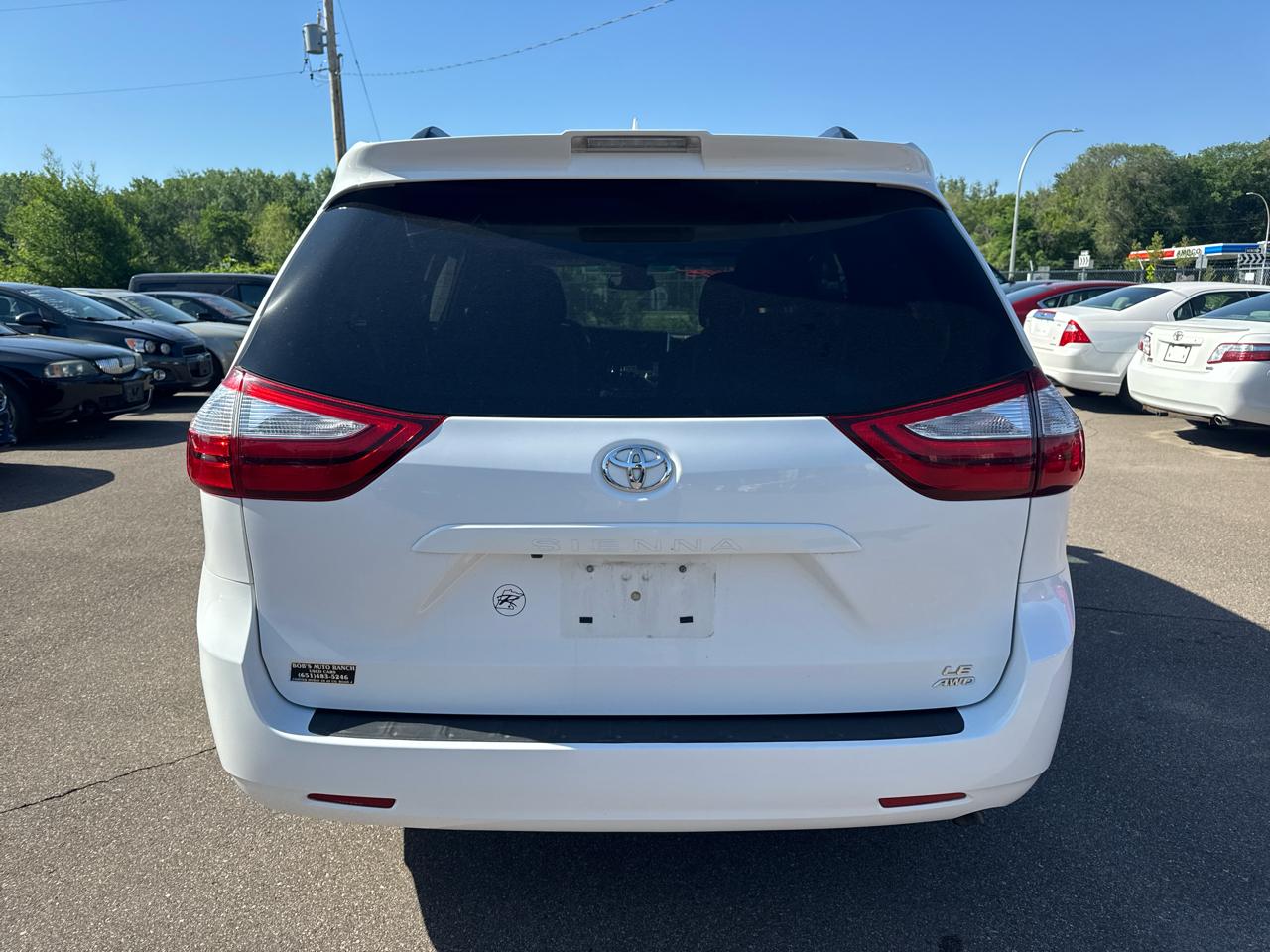 Toyota Sienna LE AWD 7-Passenger (Natl) 2019
