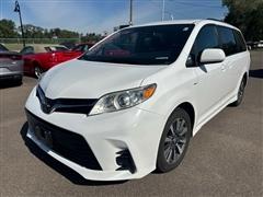 2019 Toyota Sienna 