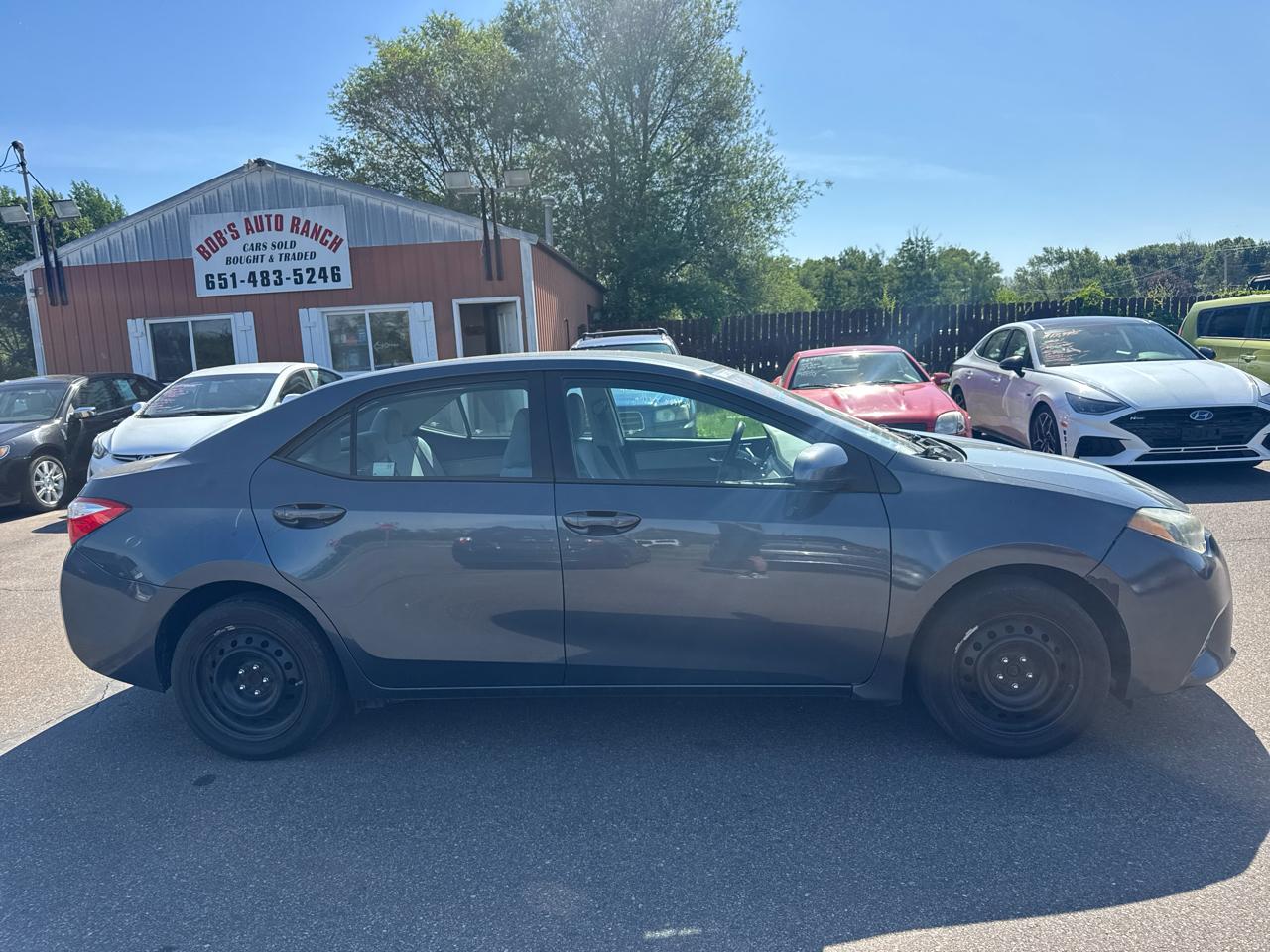 Toyota Corolla 4dr Sdn CVT LE Premium (Natl) 2015