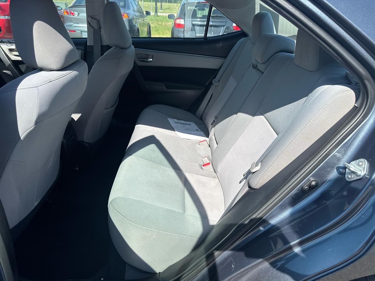 Toyota Corolla 4dr Sdn CVT LE Premium (Natl) 2015