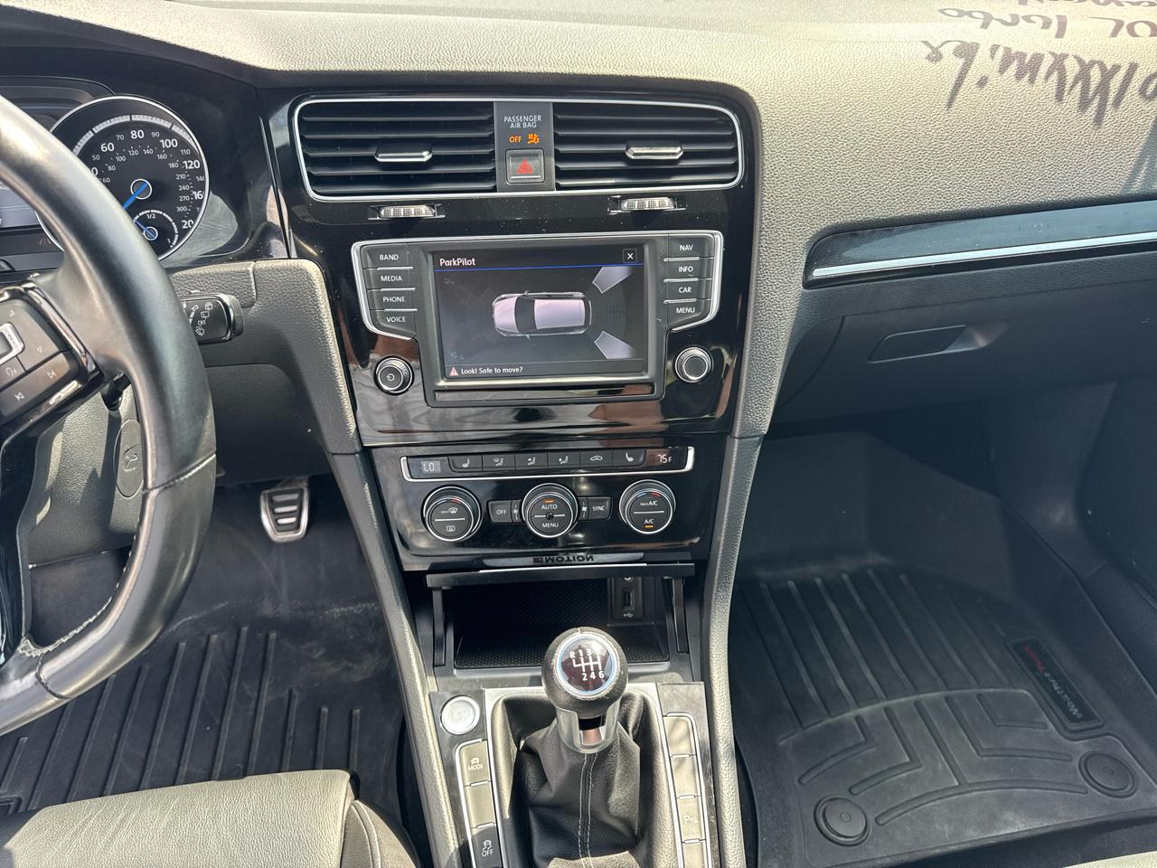 Volkswagen Golf R 4-Door Manual w/DCC/Nav 2017
