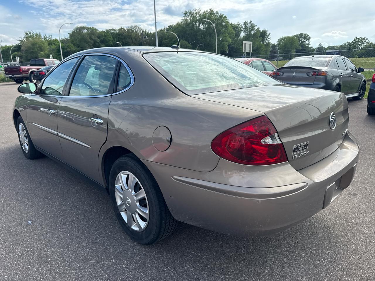Buick LaCrosse 4dr Sdn CX 2006