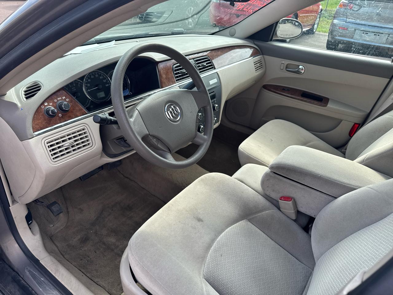 Buick LaCrosse 4dr Sdn CX 2006