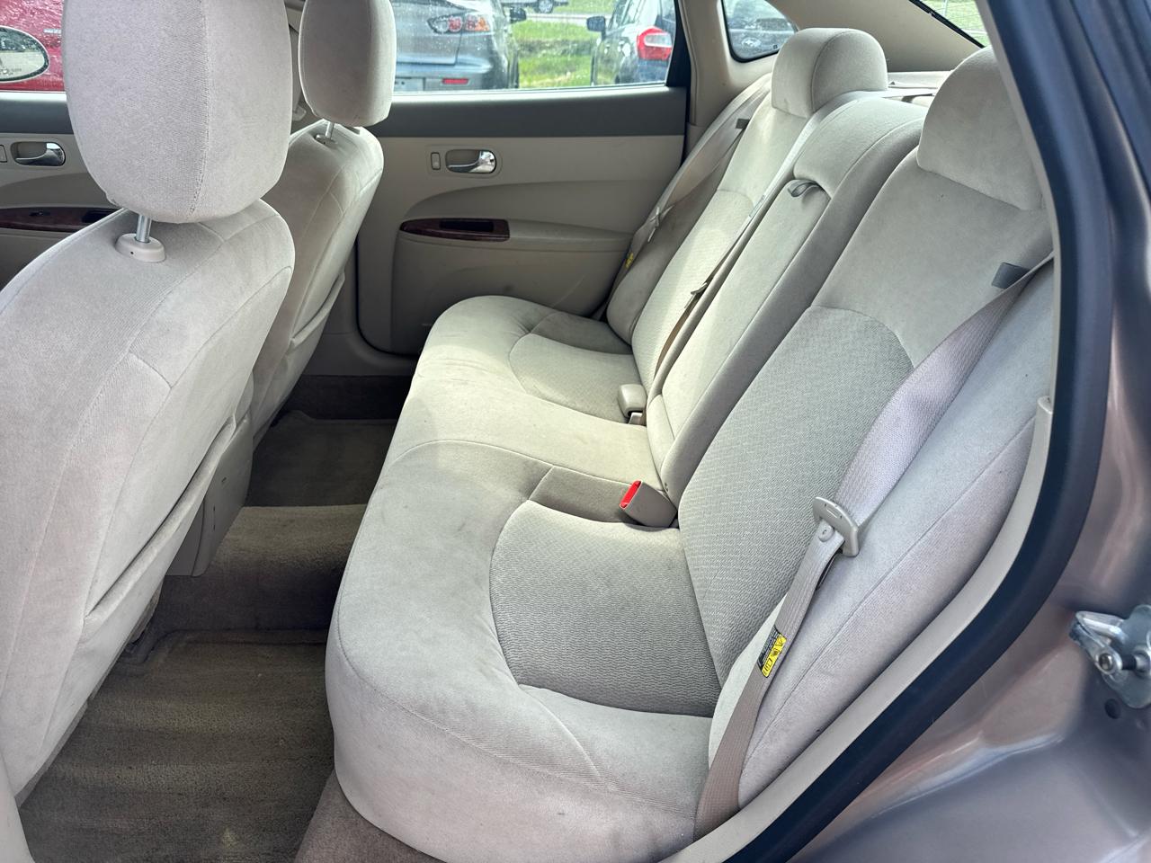 Buick LaCrosse 4dr Sdn CX 2006