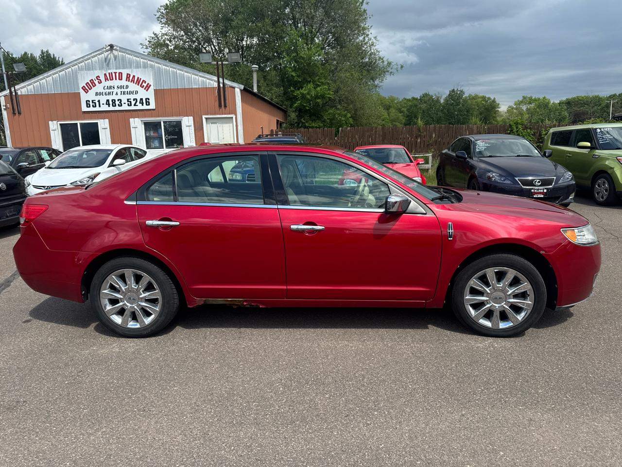 Lincoln MKZ 4dr Sdn FWD 2010
