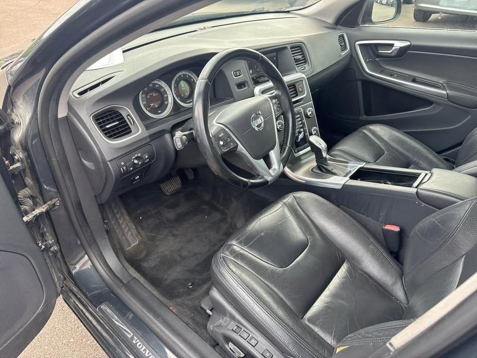 Volvo S60 4dr Sdn T5 AWD 2013