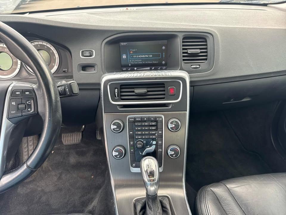 Volvo S60 4dr Sdn T5 AWD 2013