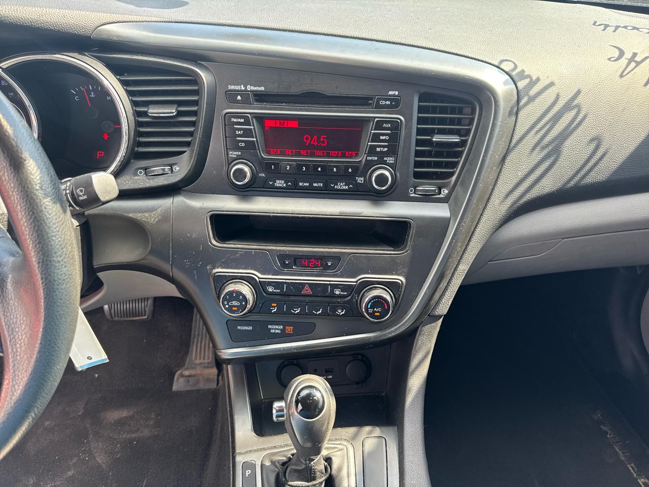 Kia Optima 4dr Sdn LX 2013