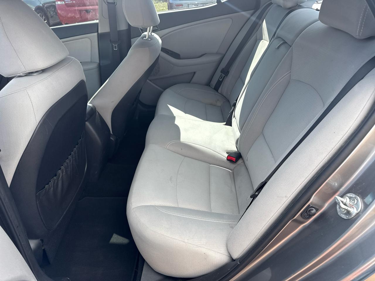 Kia Optima 4dr Sdn LX 2013
