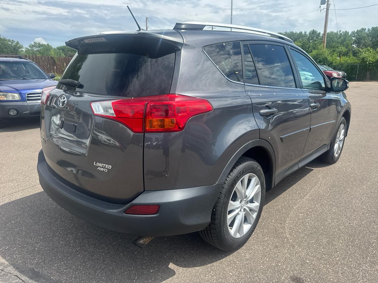 Toyota RAV4 AWD 4dr Limited (Natl) 2014