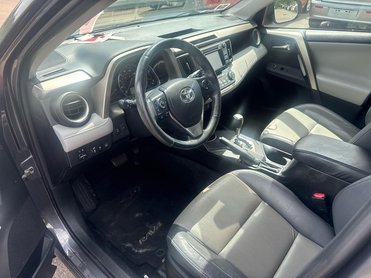 Toyota RAV4 AWD 4dr Limited (Natl) 2014