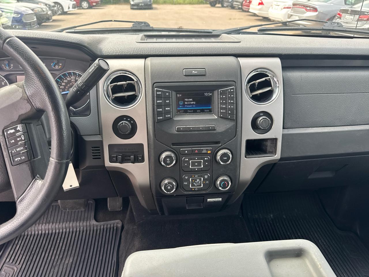 Ford F-150 4WD SuperCab 145" Lariat 2014
