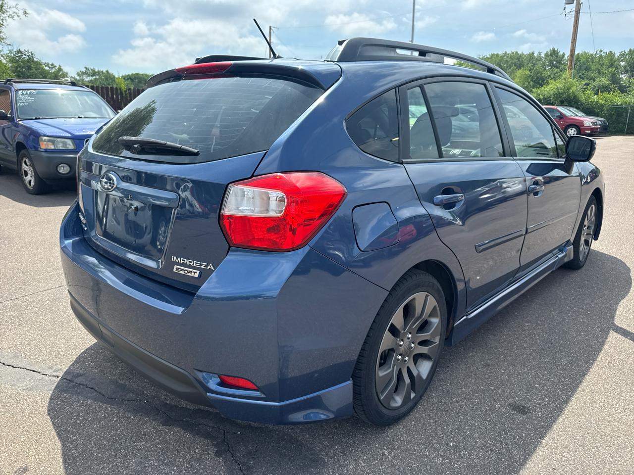 Subaru Impreza Wagon 5dr Auto 2.0i Sport Premium 2012
