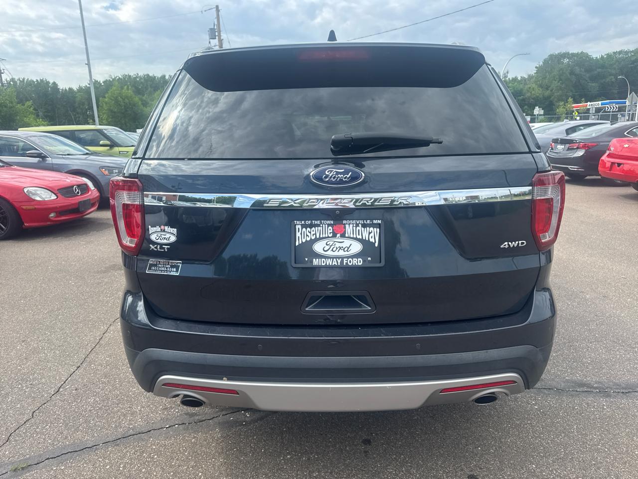 Ford Explorer 4dr XLT 2017