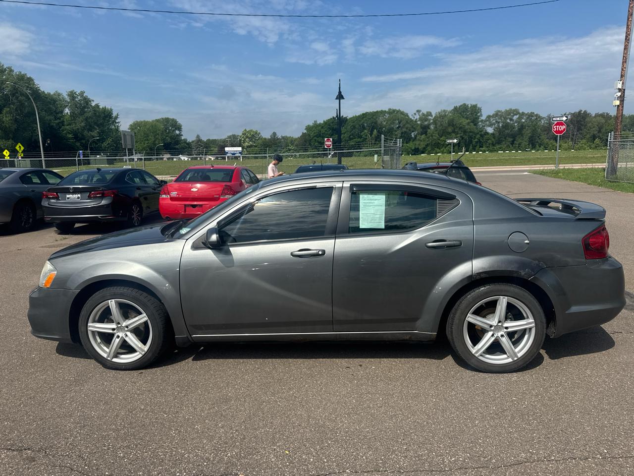 Dodge Avenger 4dr Sdn SXT Plus 2012