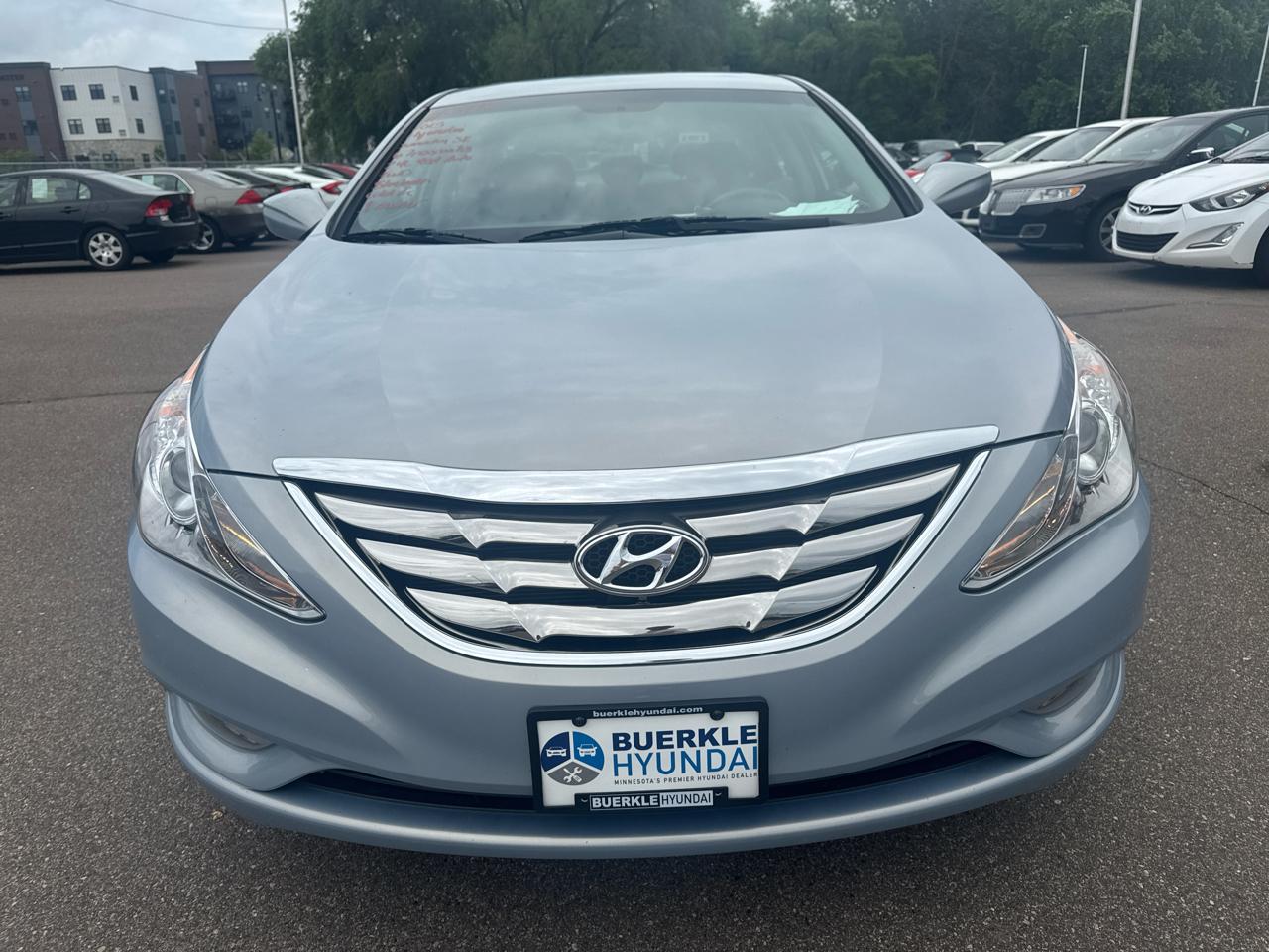 Hyundai Sonata 4dr Sdn 2.4L Auto SE 2013