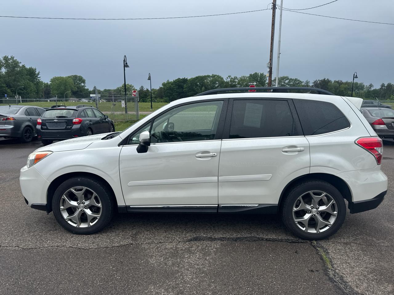 Subaru Forester 4dr CVT 2.5i Touring PZEV 2015