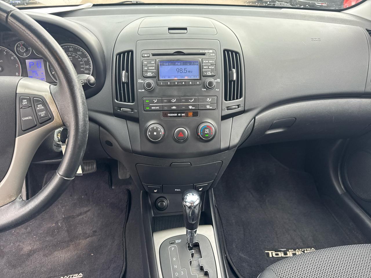 Hyundai Elantra 4dr Wgn Auto Touring 2009