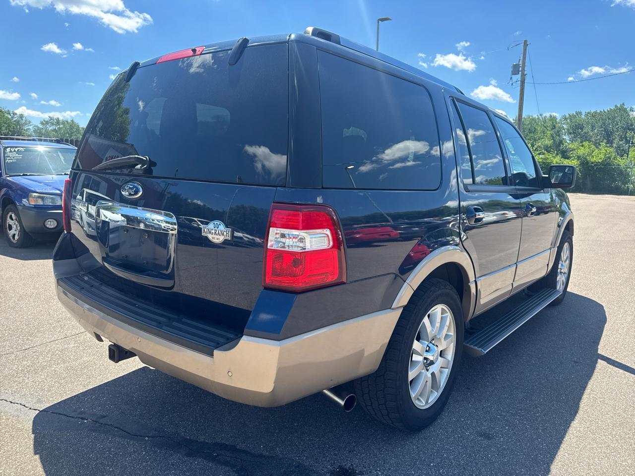 Ford Expedition 4WD 4dr King Ranch 2014