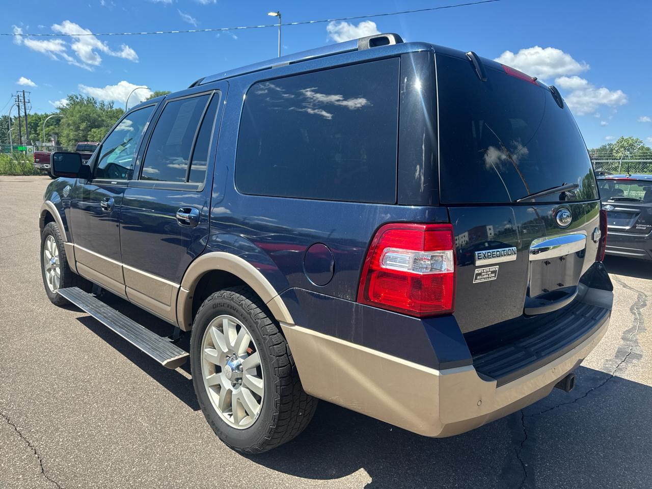 Ford Expedition 4WD 4dr King Ranch 2014