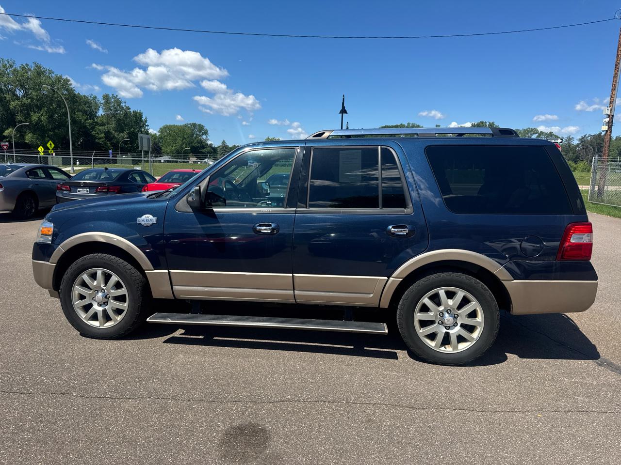Ford Expedition 4WD 4dr King Ranch 2014