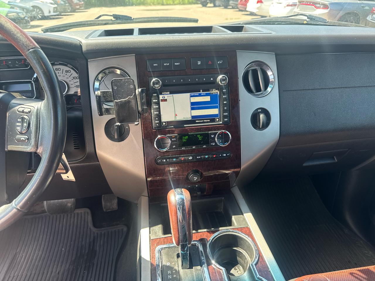 Ford Expedition 4WD 4dr King Ranch 2014
