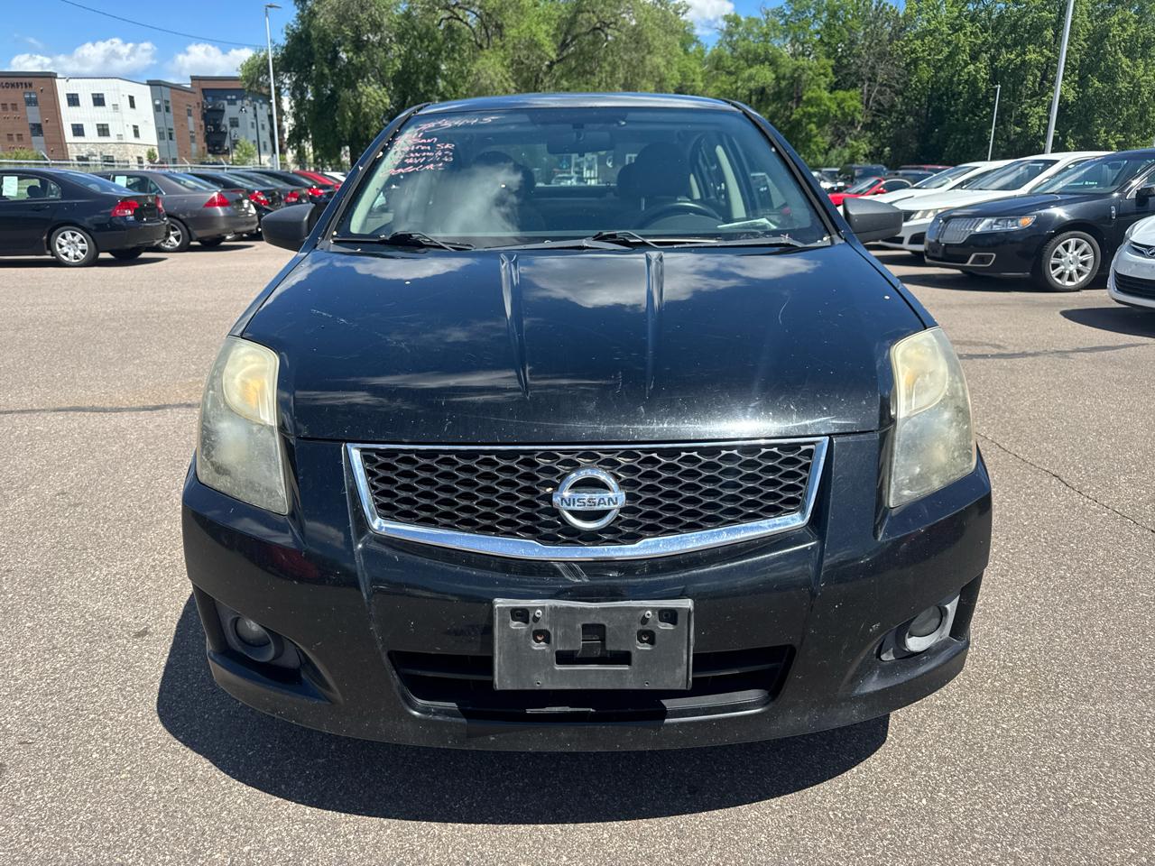 Nissan Sentra 4dr Sdn I4 CVT 2.0 SR 2011
