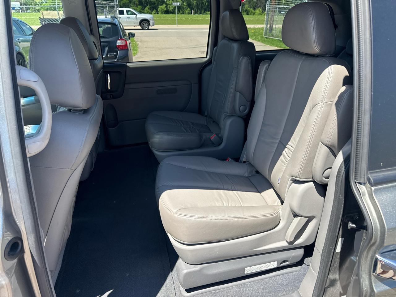 Kia Sedona 4dr LWB EX 2011