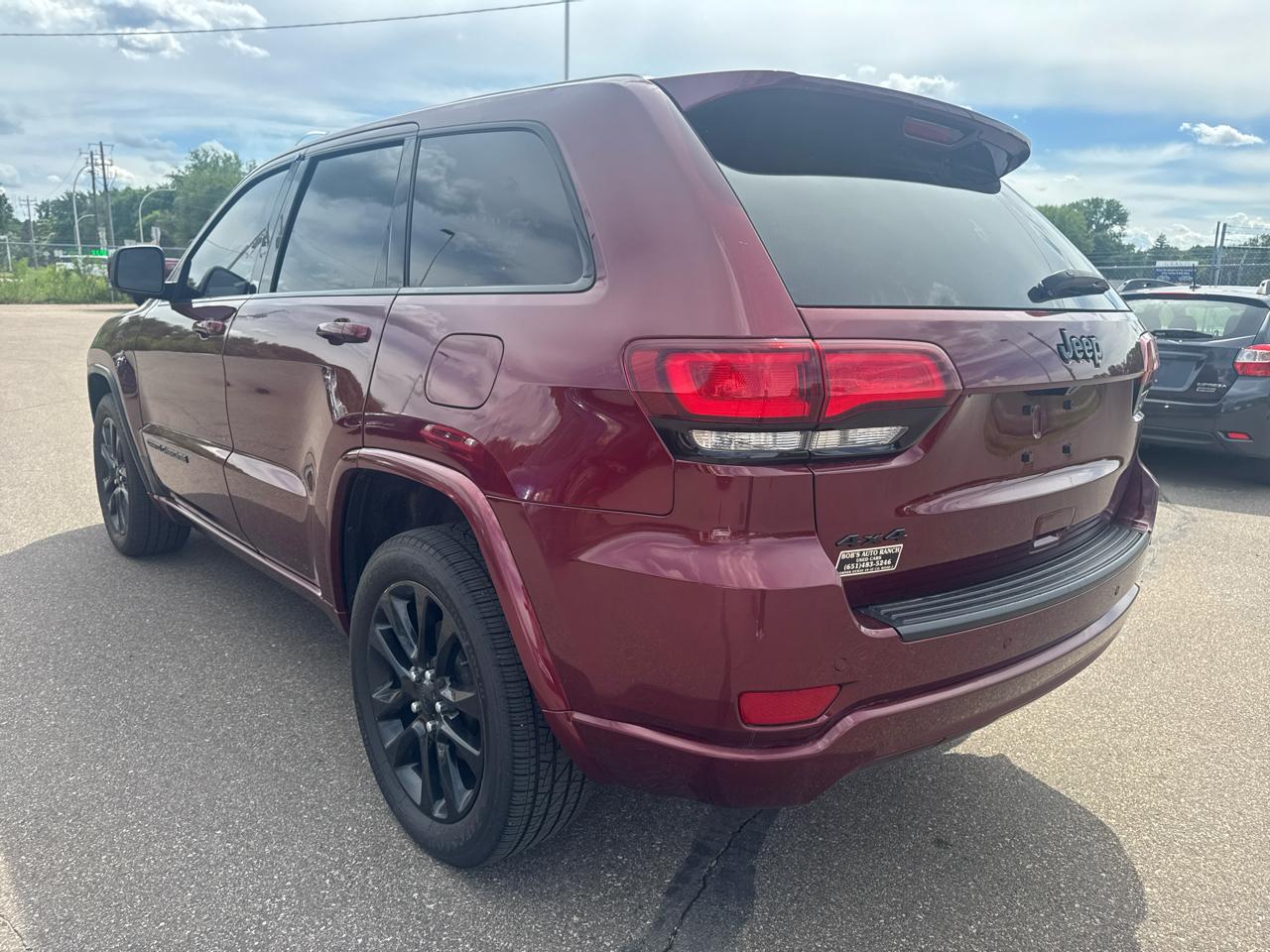 Jeep Grand Cherokee Laredo X 4x4 2021