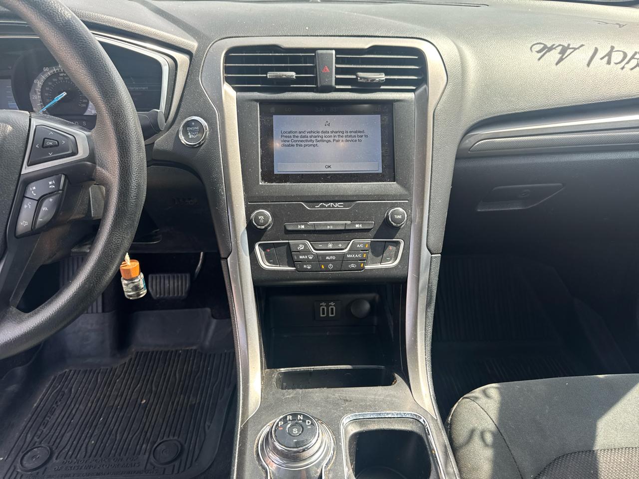 Ford Fusion SE FWD 2019