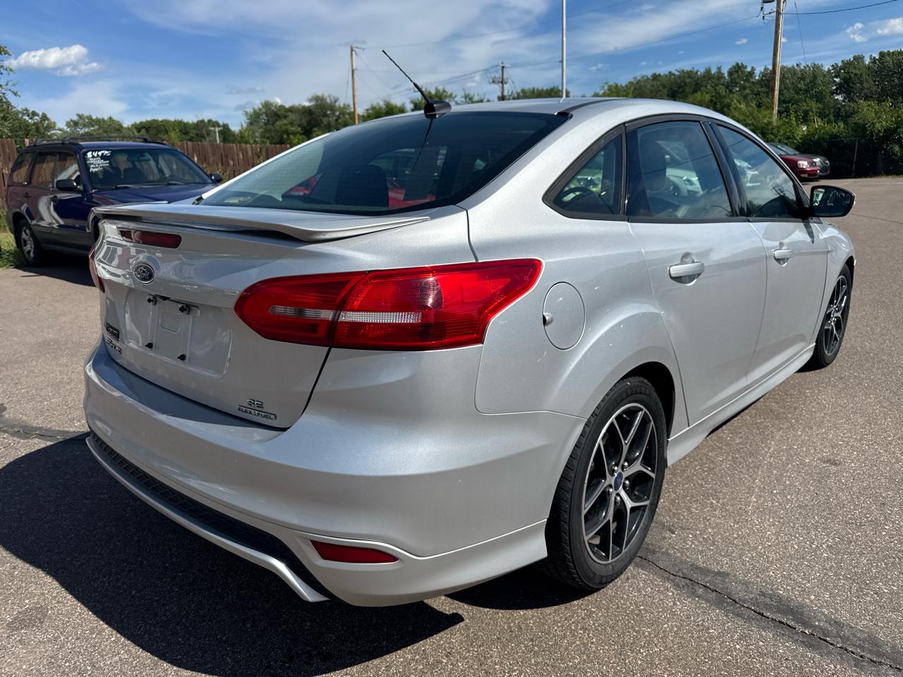 Ford Focus 4dr Sdn SE 2016