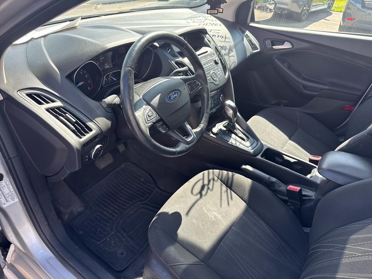 Ford Focus 4dr Sdn SE 2016
