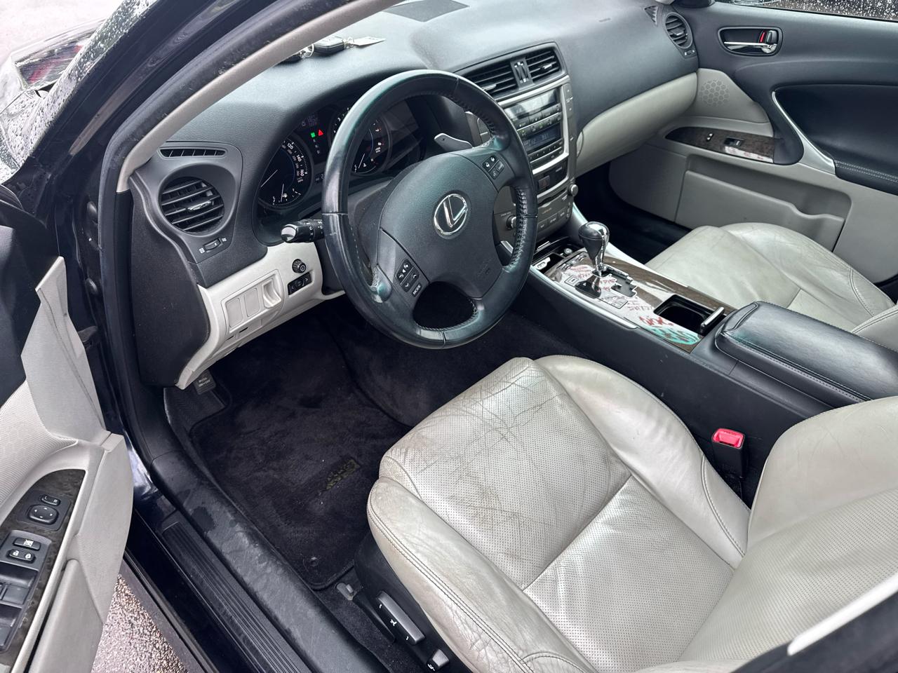Lexus IS 250 4dr Sport Sdn Auto AWD 2010
