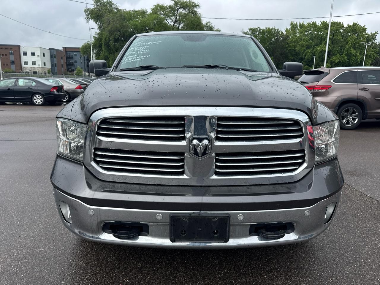RAM 1500 4WD Quad Cab 140.5" Big Horn 2015