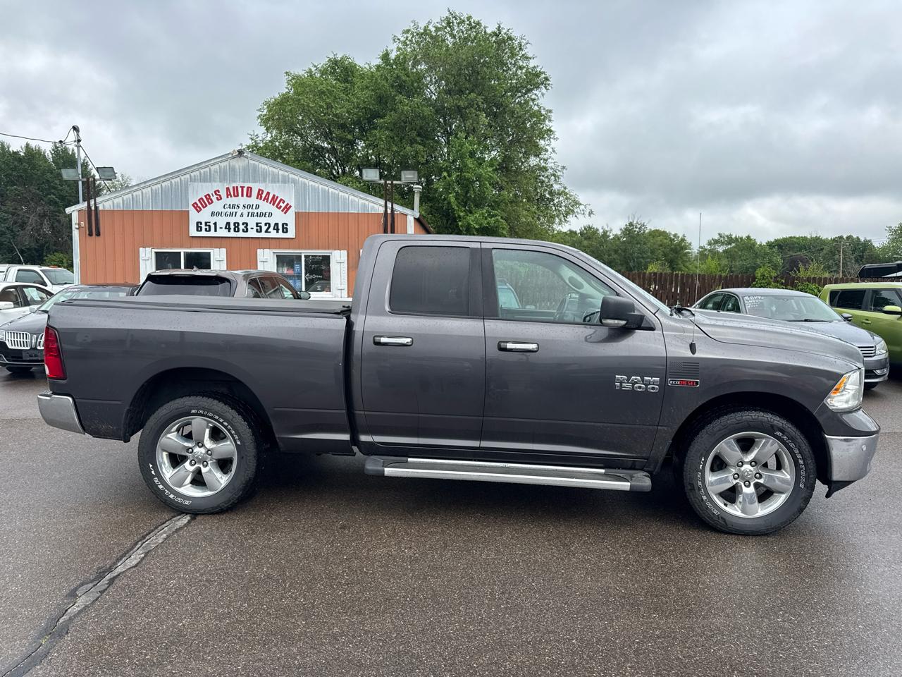 RAM 1500 4WD Quad Cab 140.5" Big Horn 2015
