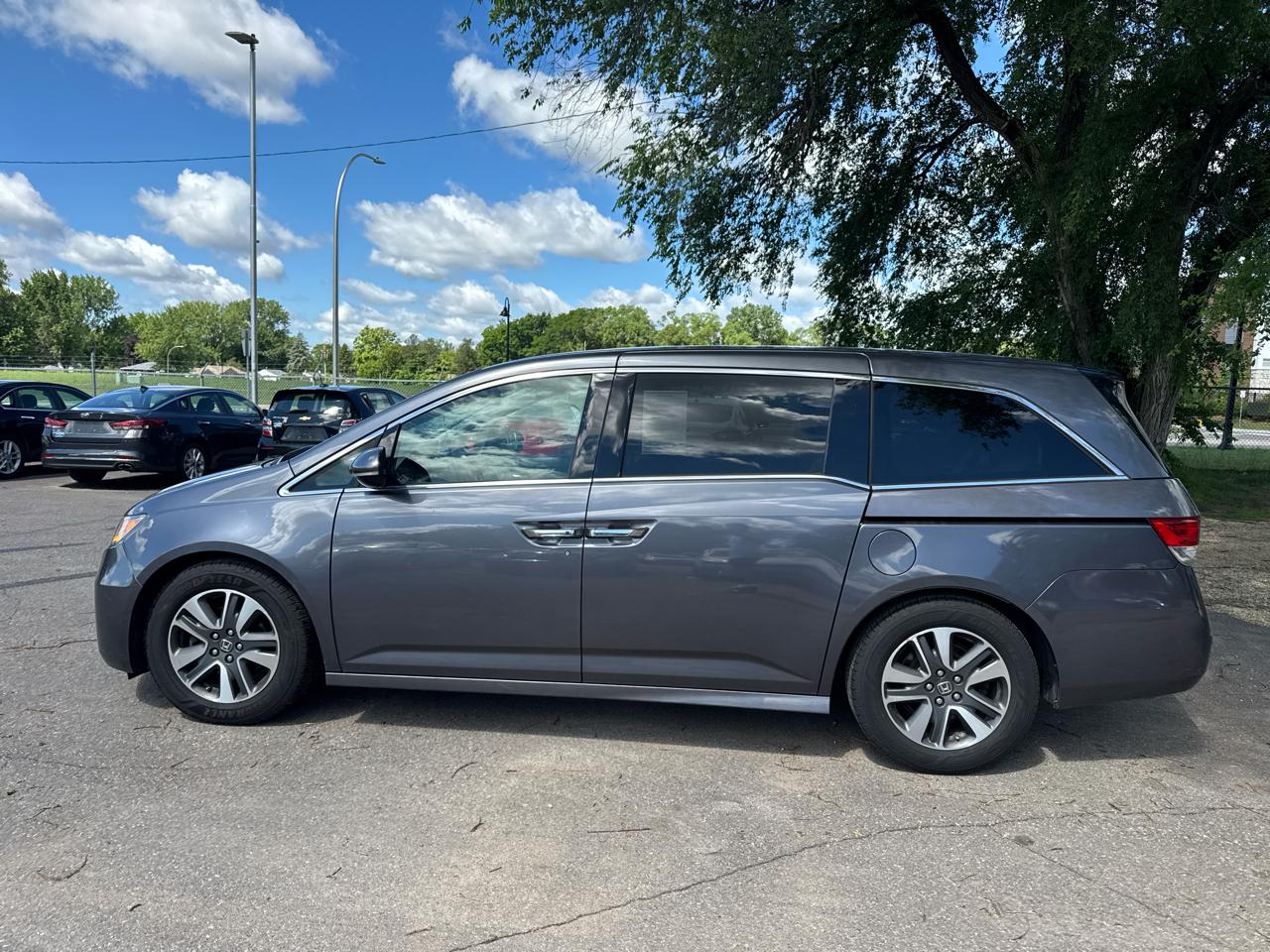 Honda Odyssey 5dr Touring 2016